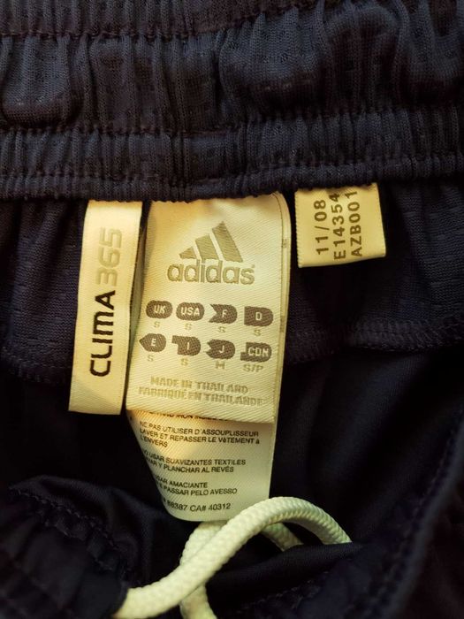 Adidas спортни къси панталони