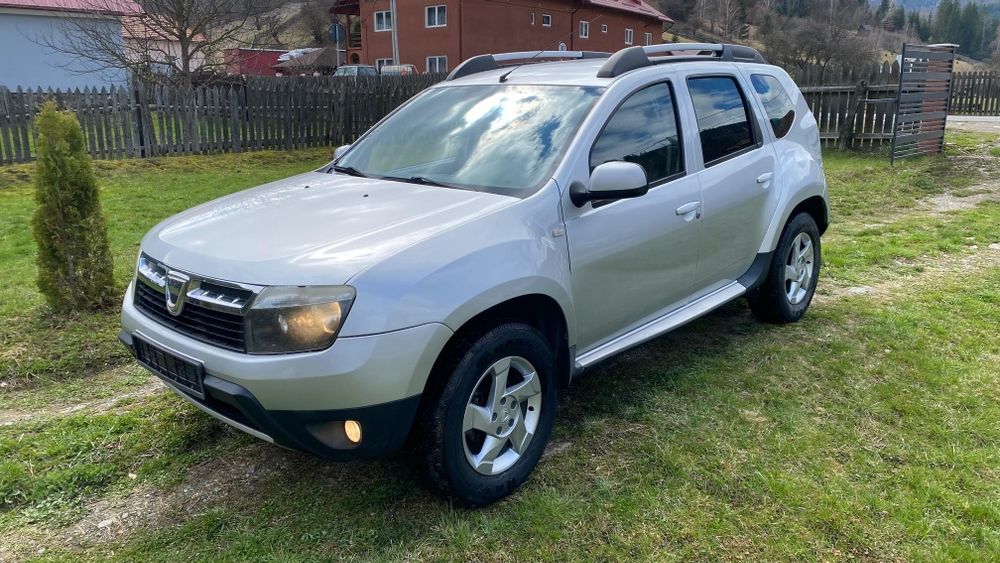 Dacia Duster 1.5 dci 4x4 
An fabricare -2011