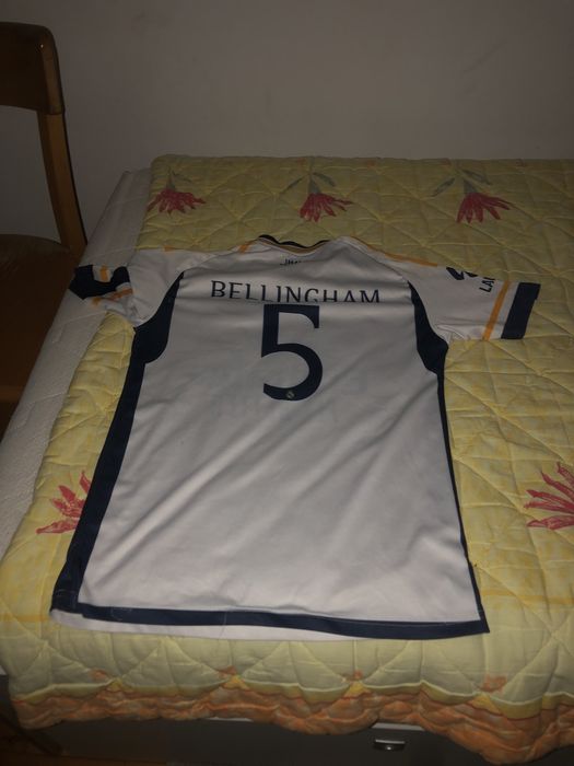 Tricou cu bellingham