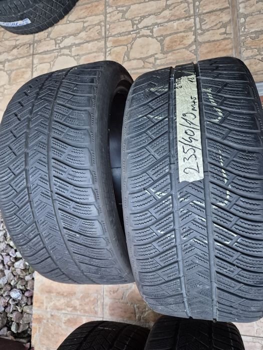 Vând cauciucuri 235/40/19 M+S 2și2 imp Germania