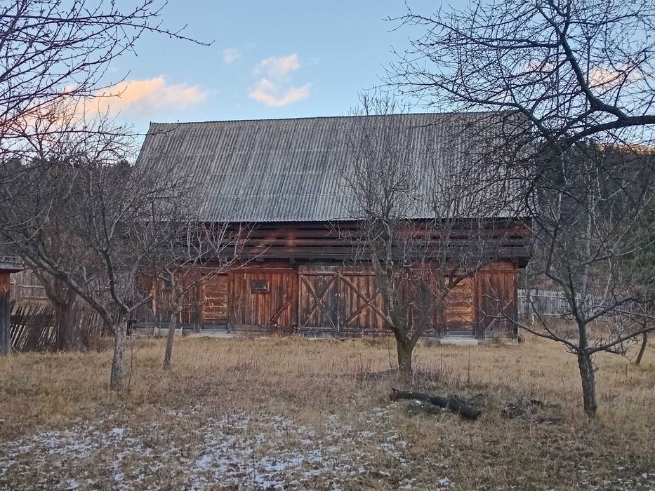 Casa de vanzare sau schimb cu garsoniera M.Ciuc sau Bv