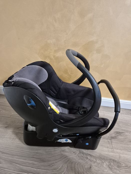 Scoica auto pentru bebe