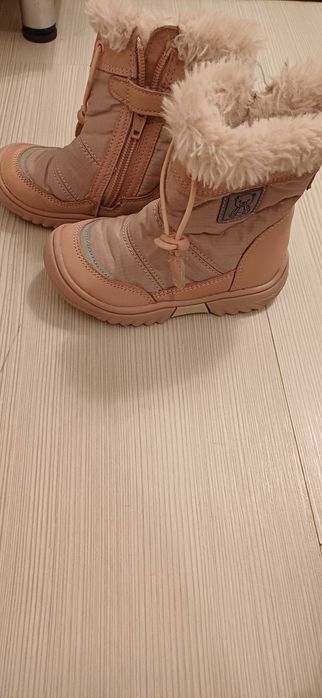 Ghete fetite Lasoki marimea 22 si 23