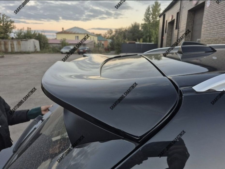 BMW E70 спойлер зубастик