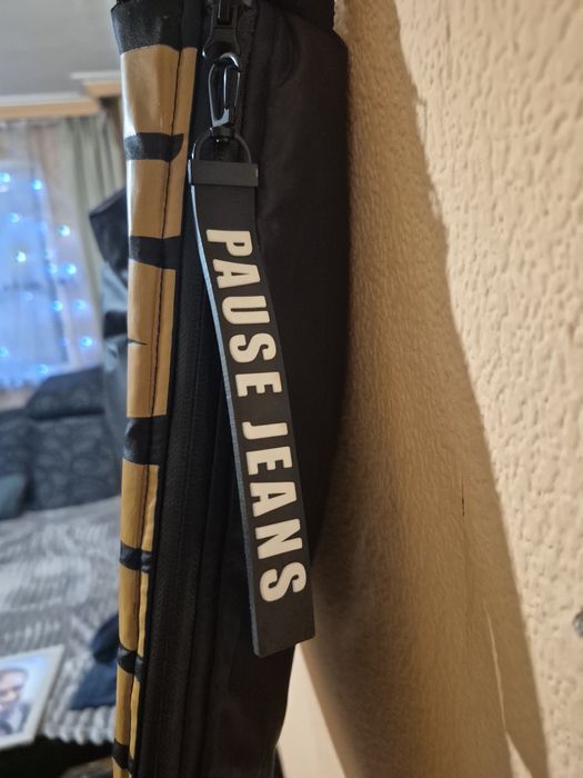 Нова чанта на Pause