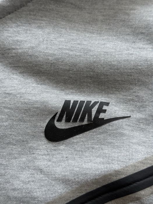 Горнище Nike Tech Fleece Сиво Размер - М