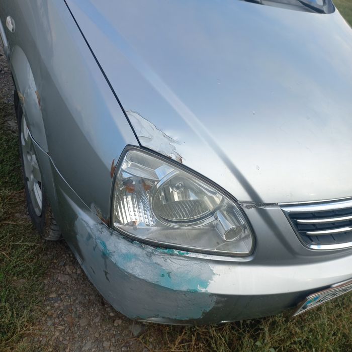 Продам автомобиль Кия каренс