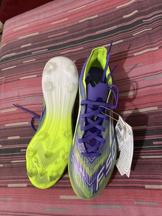 Ghete fotbal (crampoane)