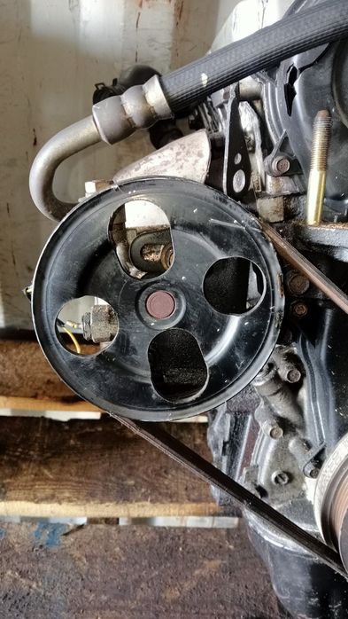 ГУР насос 4G93 Mitsubishi Gallant/Spec Wagon/Spec Runner 1.8