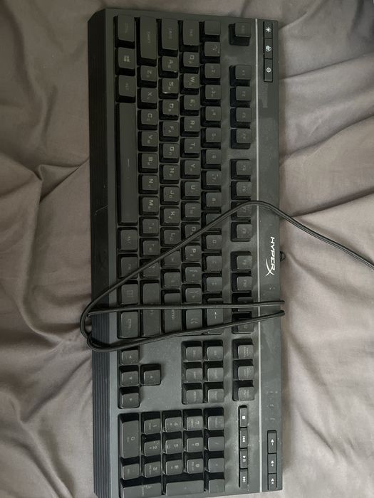 Клавитура хайпер икс