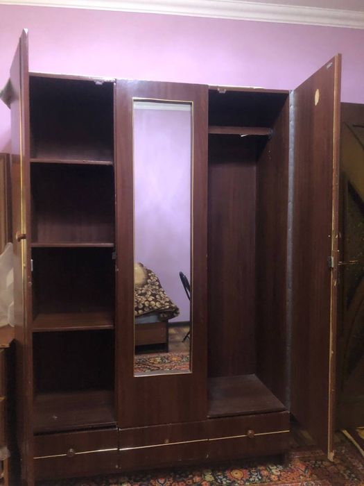 Шкаф продается в хорошем состоянии