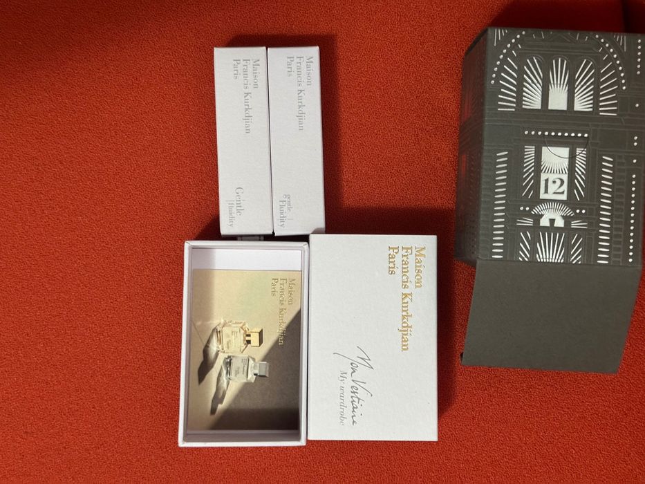 SET EXCLUSIV Maison Francis Kurkdjian (5 Parfumuri x 11ml + Lumânare + Cutie Magnet)