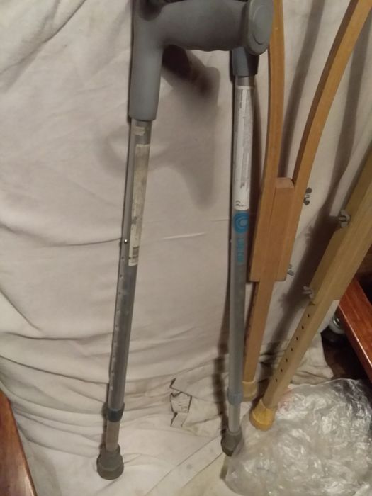 костыли палочки 2