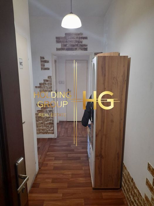 Продава се Двустаен апартамент в Варна, Колхозен пазар - 60 кв.м за 1900 €/кв.м - Снимка #1