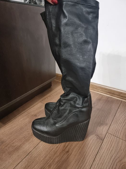 Дамски боти и ботуши Navvi