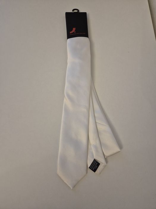 Cravată slim albă Dressman, nouă cu etichetă