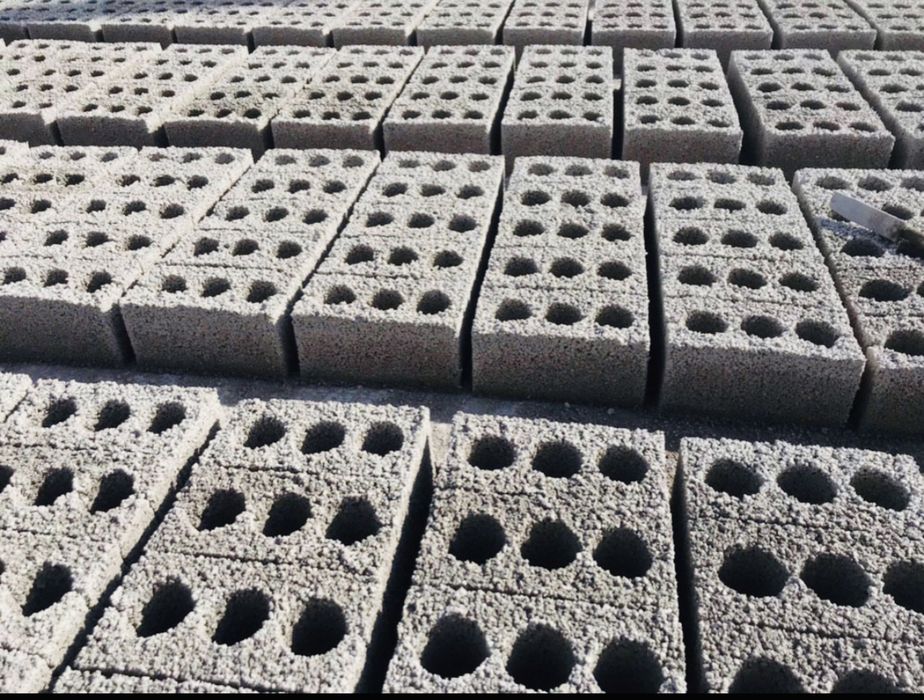 Продаётся шлакоблок (Shlakablok sotiladi 1800som)