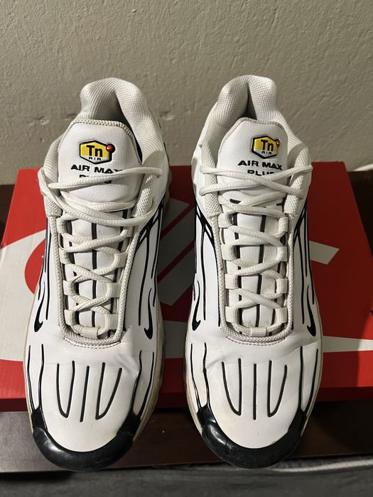 Оригинални Nike Air Max Plus 3 TN – бяло / черно 45/29см стелка