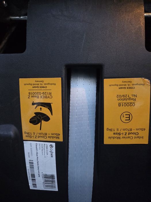 Scoica cu baza izofix Cybex Cloud Z platinum