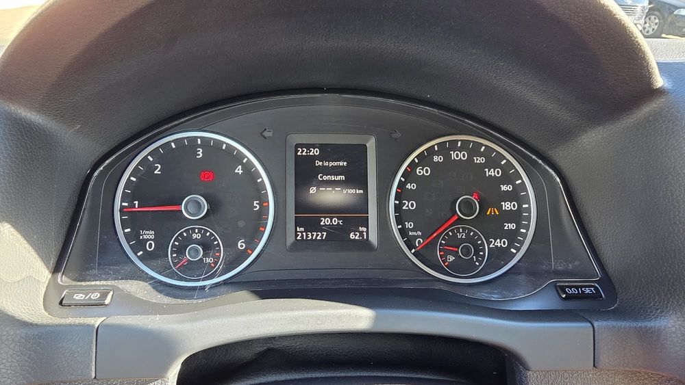 Vw Tiguan 2016 4x2  pano Navi xenon camera ACc  euro6