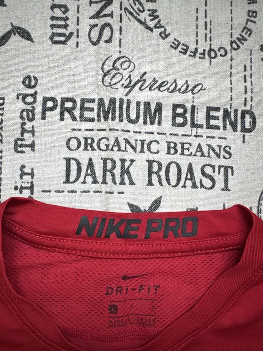Nike Pro original тениска.M-L