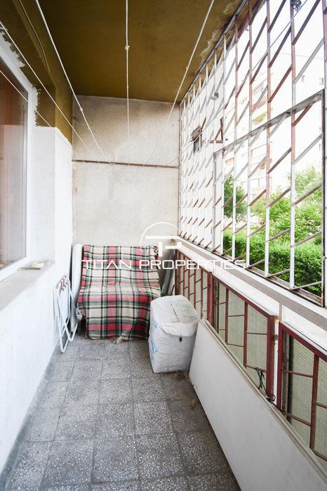 Дава се под наем Тристаен апартамент в София, Гоце Делчев - 76 кв.м за 598.23 € - Снимка #14