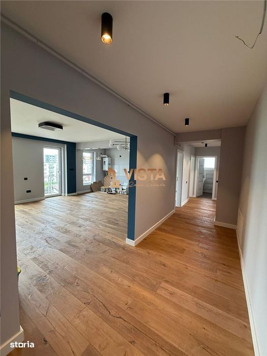 Exclusvitate, Apartament 3 camere, 86 mp utili, Zona Tractorul, Brasov — fotografia 1