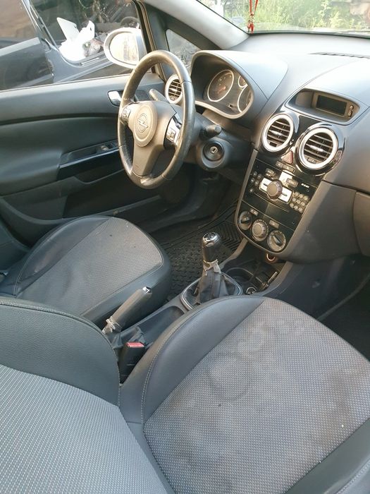 Opel Corsa D 1.3 CDTI - НА ЧАСТИ