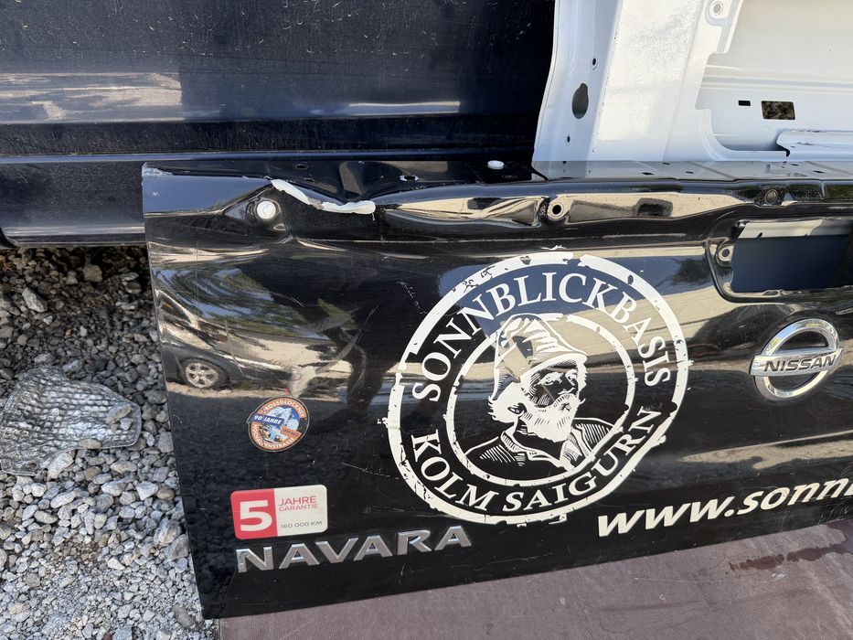 Капак Nissan Navara