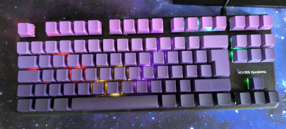 Геймърска механична клавиатура