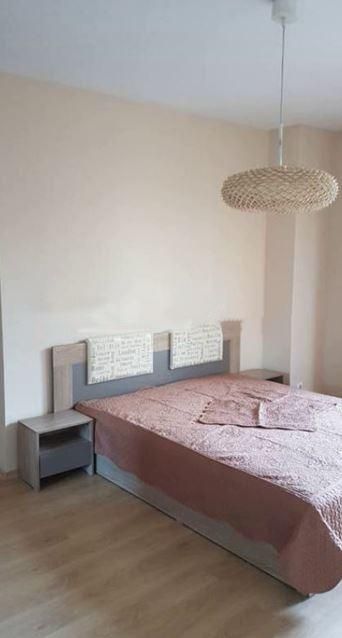 Дава се под наем Тристаен апартамент в София, Зона Б-18 - 82 кв.м за 847.62 € - Снимка #3