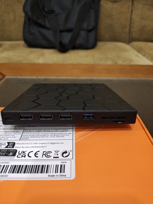 Универсален карточетец + DVD - CD-RW Чисто нов!
