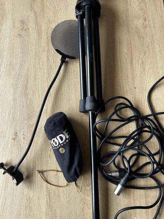 Професионален комплект за запис – RØDE NT1 + M-Audio AIR 192|4