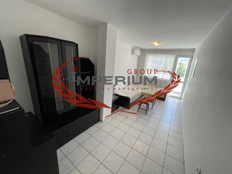 Дава се под наем Двустаен апартамент в Варна, Лятно кино Тракия - 70 кв.м за 357 € - Снимка #2