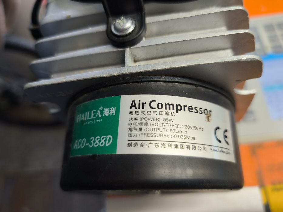 Малък компресор за сгъстен въздух!