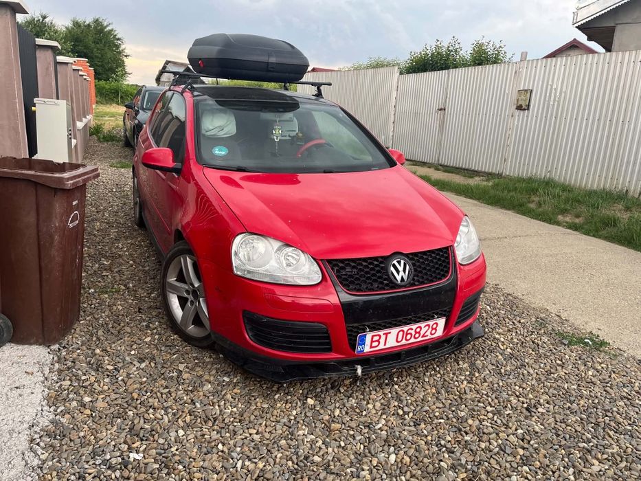 Vând golf V GT motor 1.4 tfsi 170 cp 
An 2006 
(Numerele roșii sunt expirate) 
Preț în euro