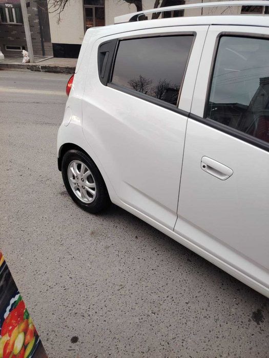 Chevrolet Spark, Белый, 2019, 116т. км.
