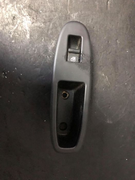 buton deschidere geam dreapta spate alfa romeo 159