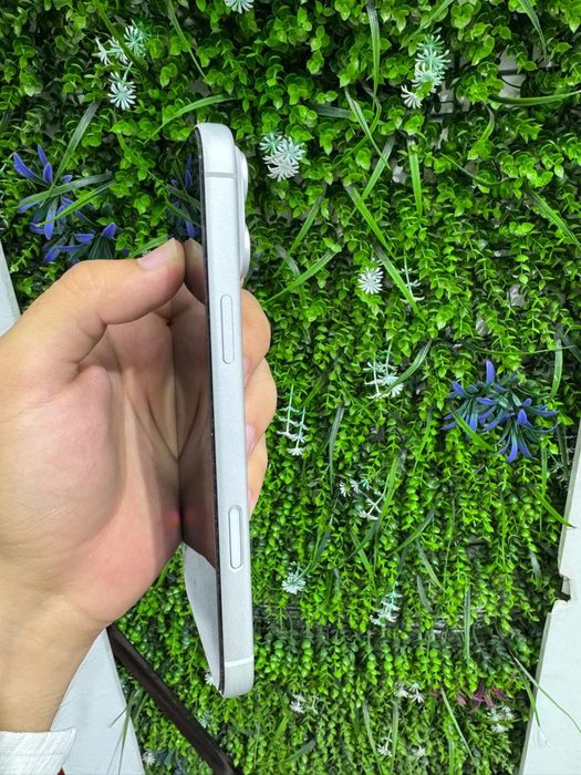 iPhone 17 Pro Max 256 Silver  NASIYA SAVDO ID6120