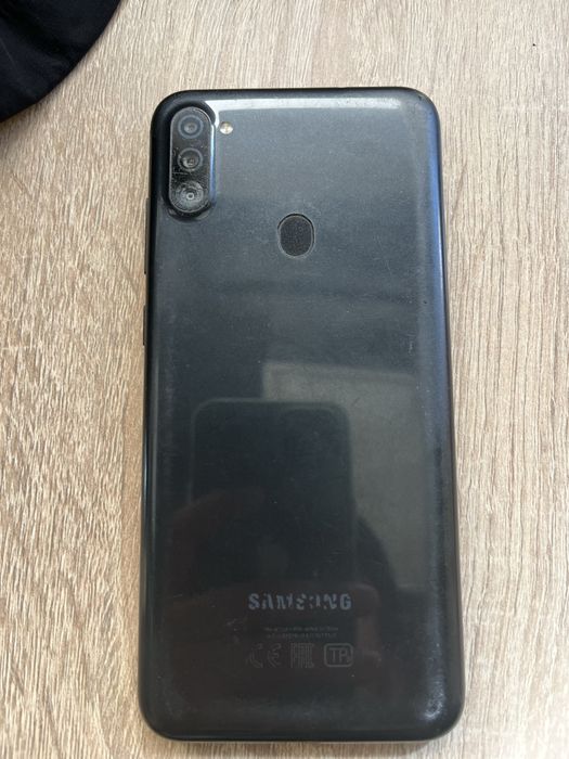 Продам самсунг а11