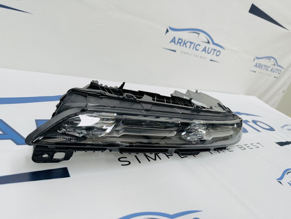 Far stanga Crystal Led BMW seria 7 dupa 2022 cod 9879935-14
