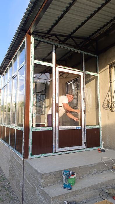 Окна двери витражи