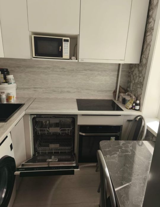 Продам! 2ком кв 3/5эт р-он Перинатальный