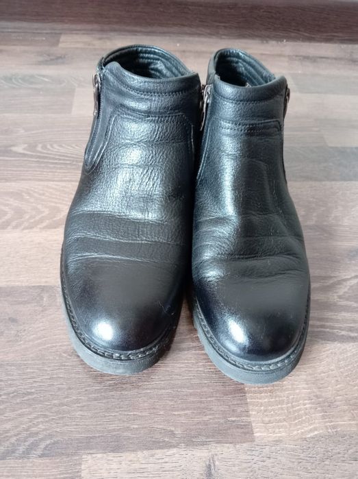 Мужские кожаные ботинки