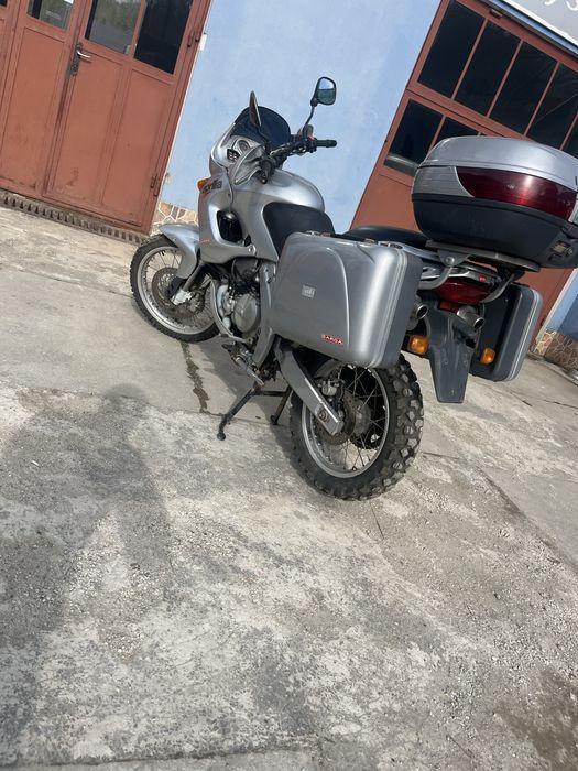 Aprilia pegaso cube 650