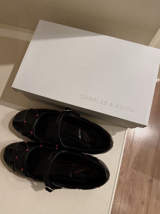 Charles&Keith балетки