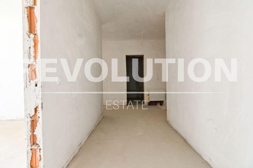 Продава се Тристаен апартамент в София, Красно село - 130 кв.м за 1334 €/кв.м - Снимка #8