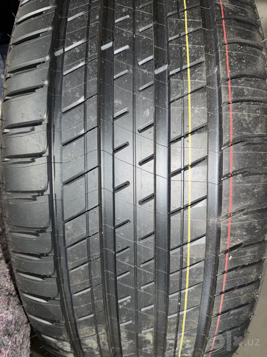 Авто шина Michelin R23 разноширокий