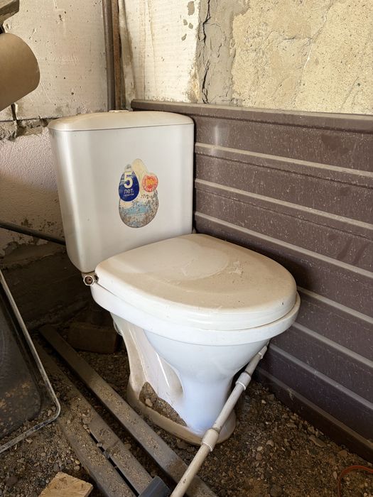 Продам унитаз и ванну