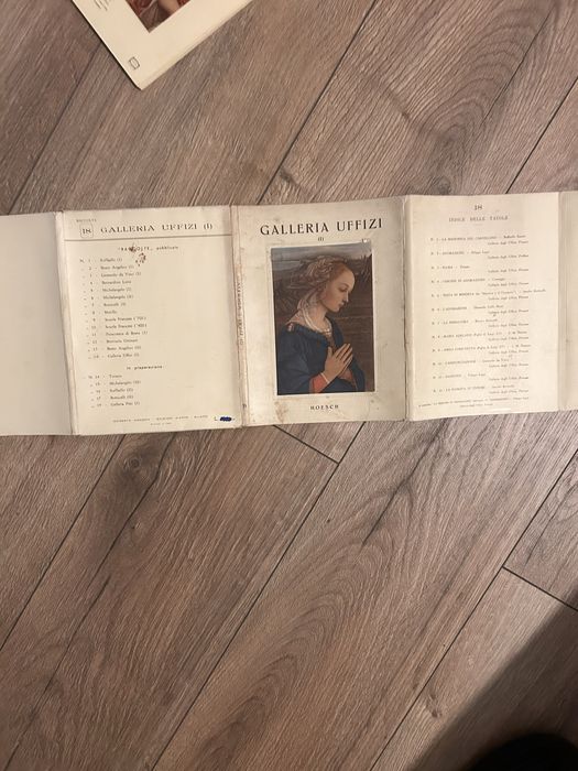 Catalog cu picturi din galeria Uffizi din Florenta
